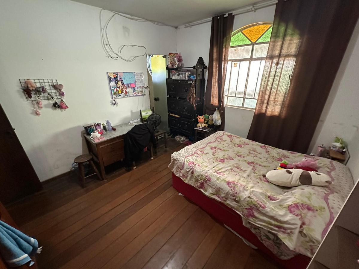 Casa, Santa Rosa, 4 Quartos, 8 Vagas, 2 Suítes