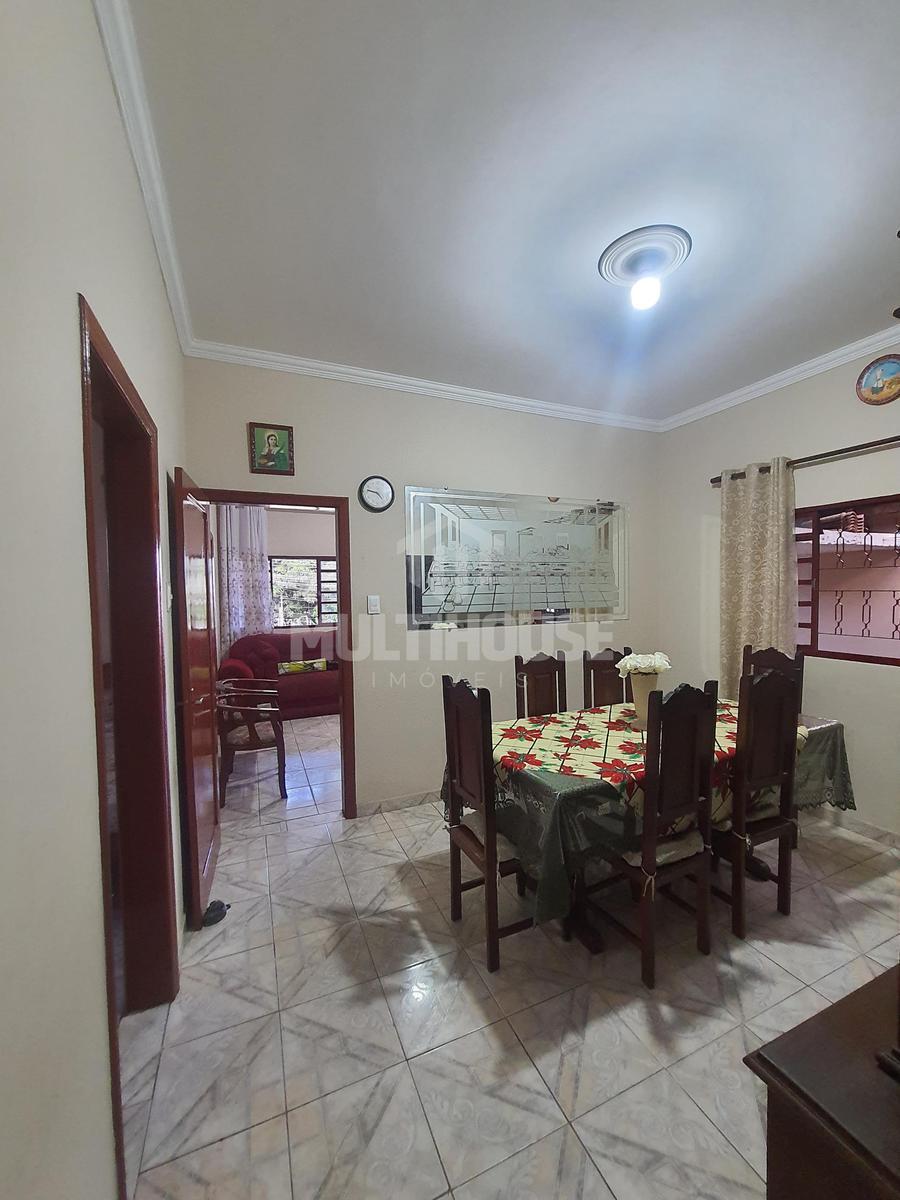 Casa, Jardim Leblon, 3 Quartos, 4 Vagas