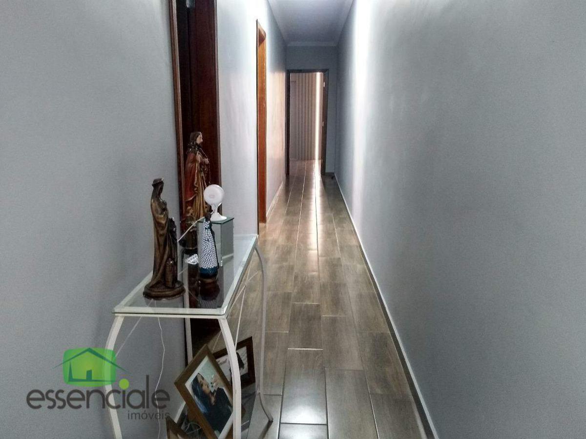 Casa, Tropical, 3 Quartos, 4 Vagas, 2 Suítes