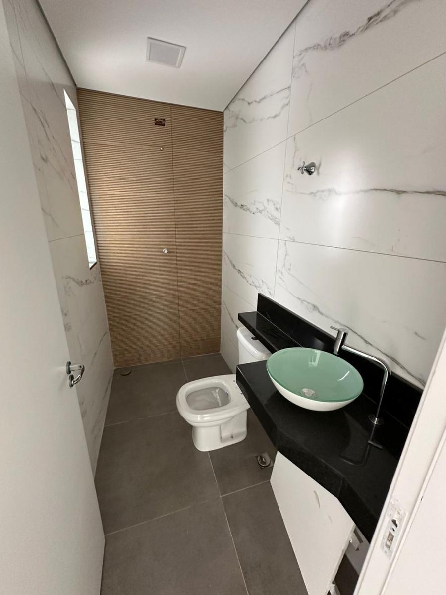 Casa, São Pedro, 3 Quartos, 2 Vagas, 1 Suíte