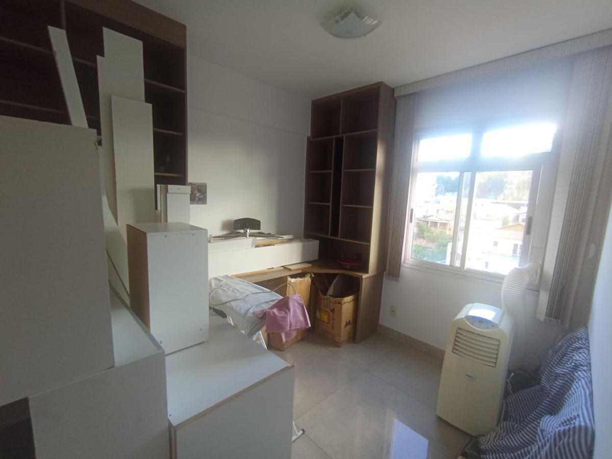 Apartamento, Cachoeirinha, 3 Quartos, 2 Vagas, 1 Suíte