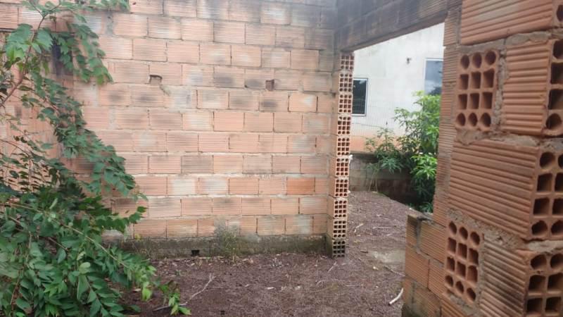 Casa, Icaivera, 2 Quartos, 0 Vaga