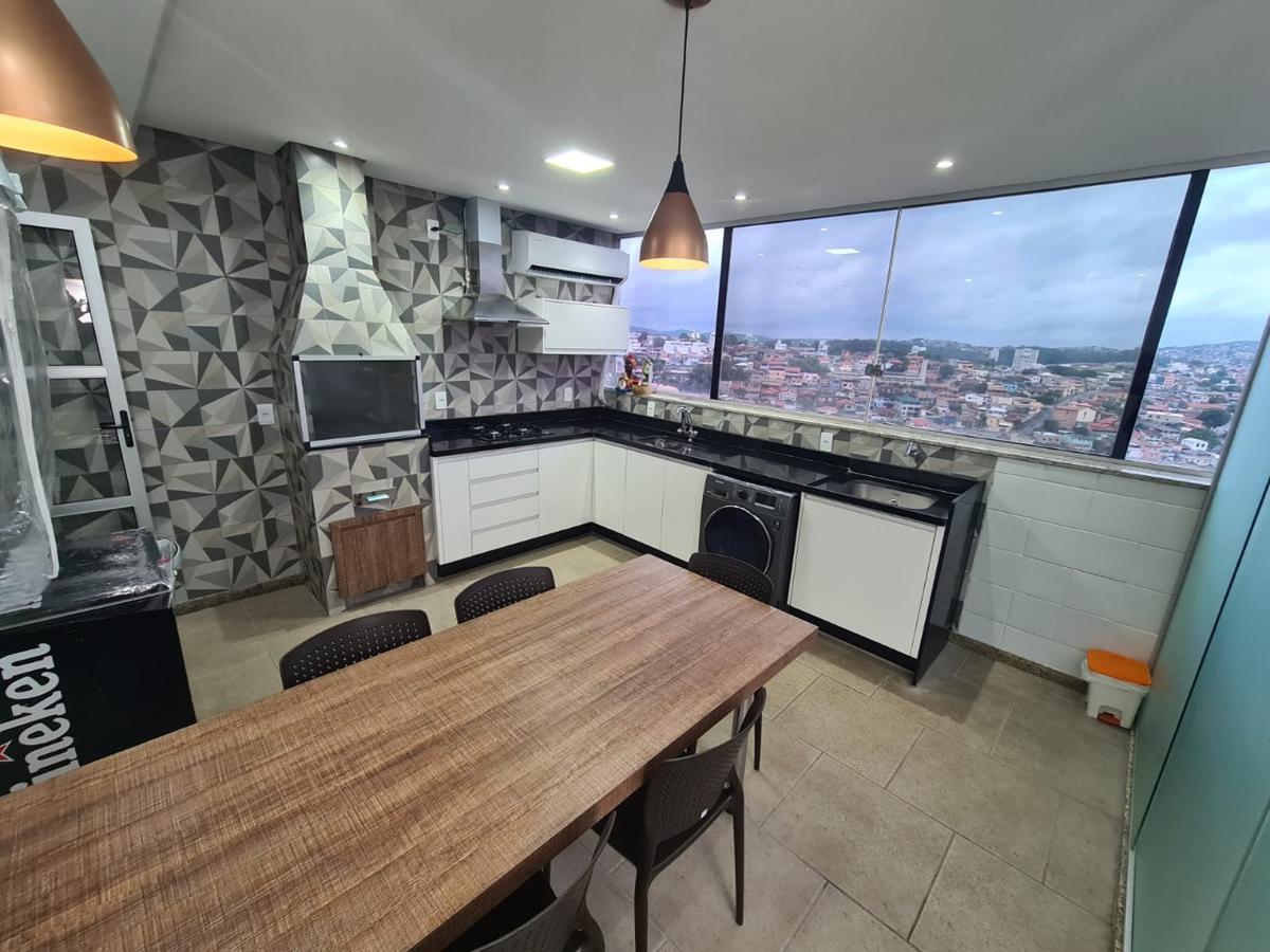 Cobertura, Candelária, 3 Quartos, 2 Vagas, 2 Suítes