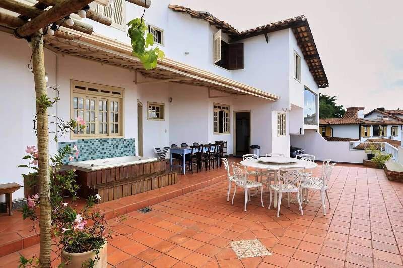 Casa, Mangabeiras, 4 Quartos, 4 Vagas, 1 Suíte