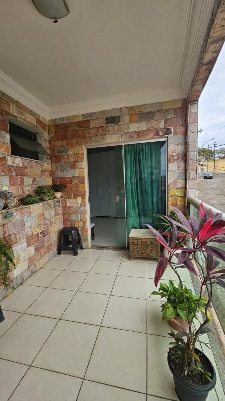 Casa, Centro, 4 Quartos, 5 Vagas, 2 Suítes