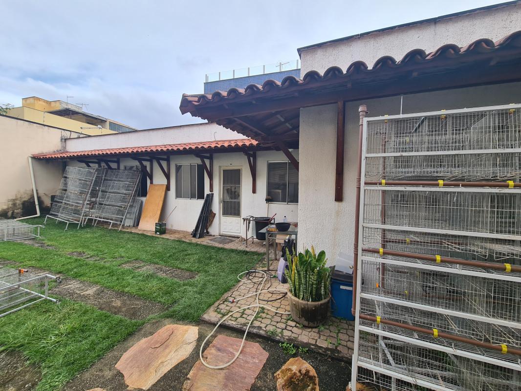 Prédio, Manacás, 2 Quartos, 1 Vaga