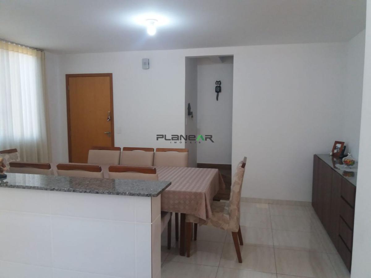 Cobertura, Fonte Grande, 3 Quartos, 2 Vagas