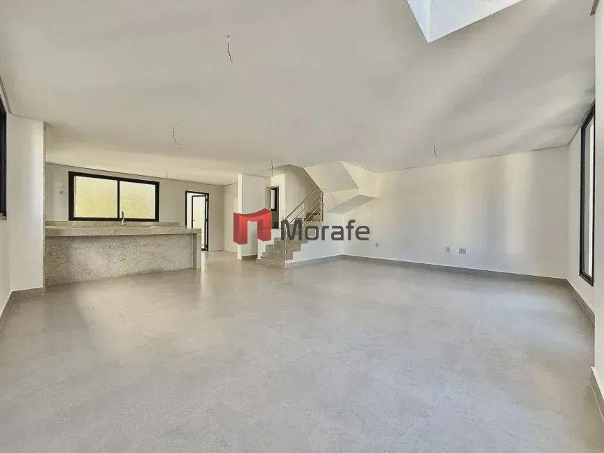 Casa, Planalto, 3 Quartos, 4 Vagas, 1 Suíte