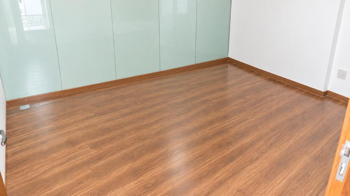 Sala, Vale do Sereno, 0 Quarto, 6 Vagas
