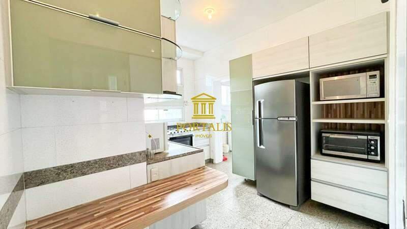 Apartamento, Funcionários, 4 Quartos, 2 Vagas, 1 Suíte