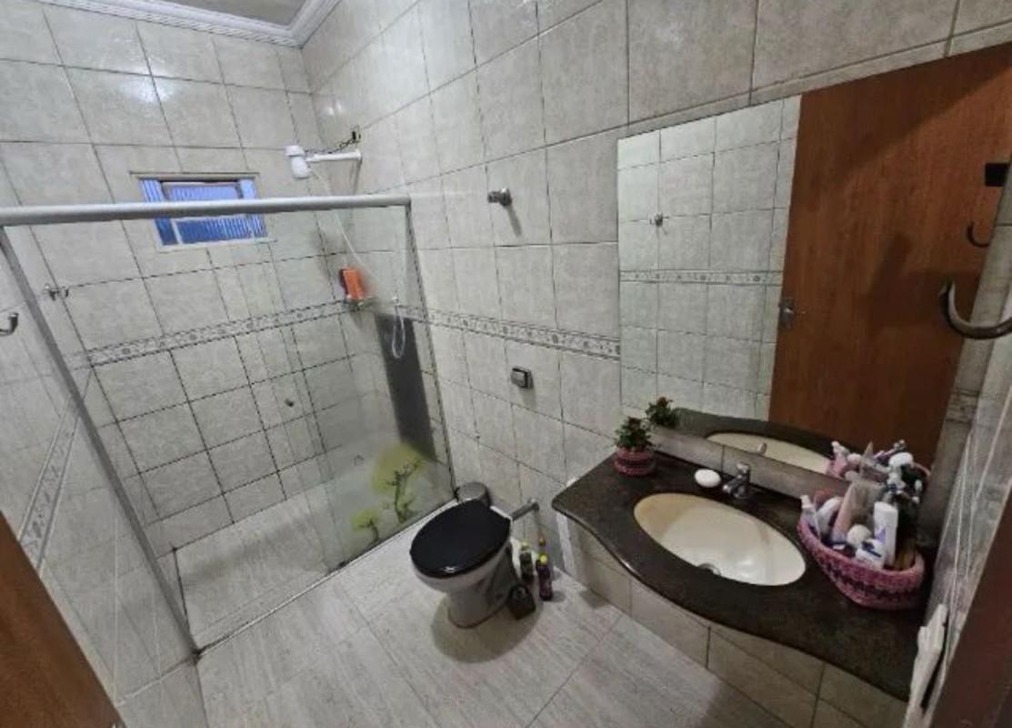 Casa, Alto dos Aeronautas, 2 Quartos, 1 Vaga