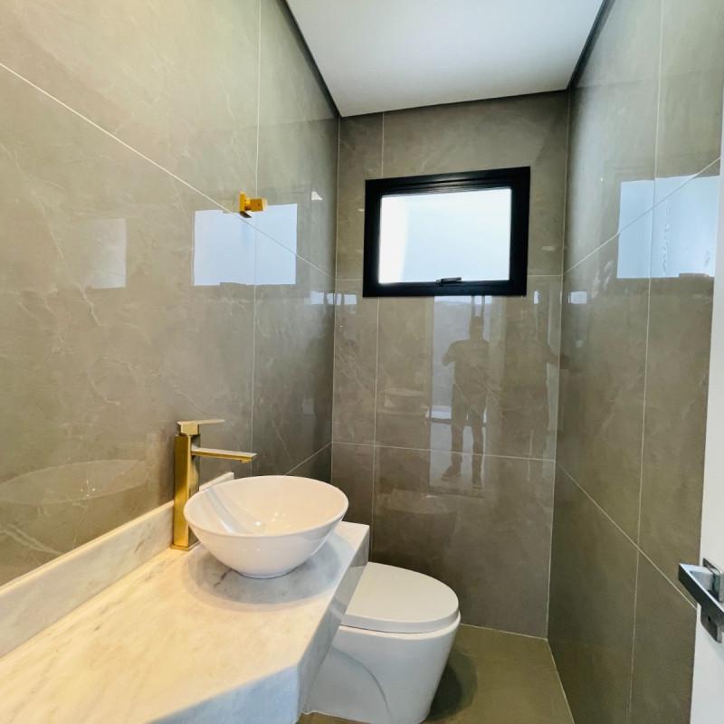 Casa, Trevo, 4 Quartos, 4 Vagas, 3 Suítes