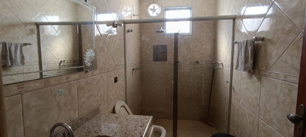 Casa, Milanez, 6 Quartos, 6 Vagas, 1 Suíte