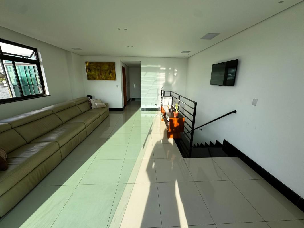 Cobertura, Fernão Dias, 4 Quartos, 4 Vagas, 3 Suítes