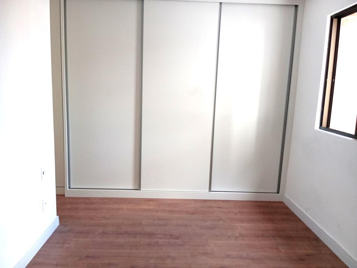 Apartamento, Floresta, 2 Quartos, 2 Vagas, 2 Suítes