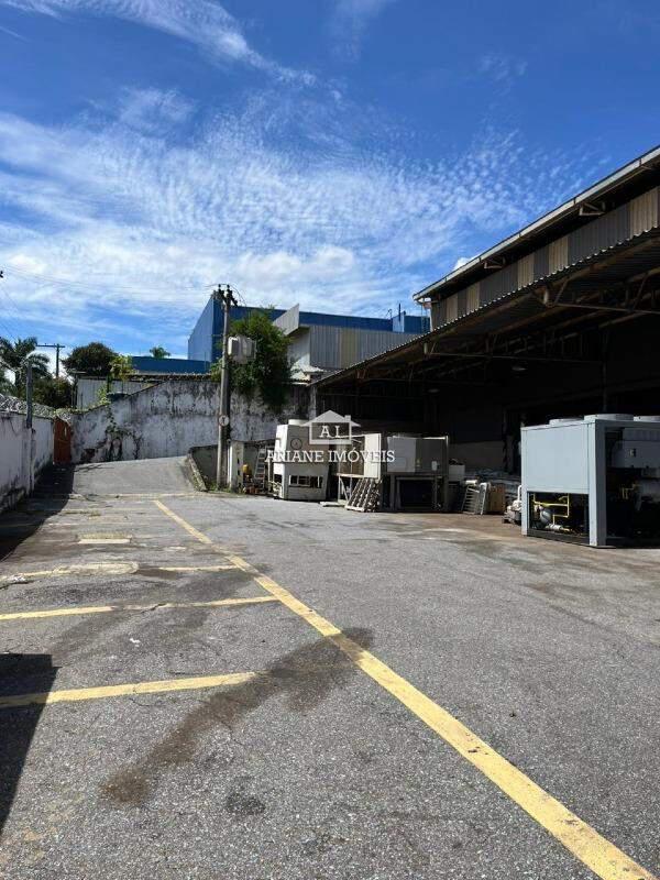 Galpão, Cincão, 0 Quarto, 0 Vaga