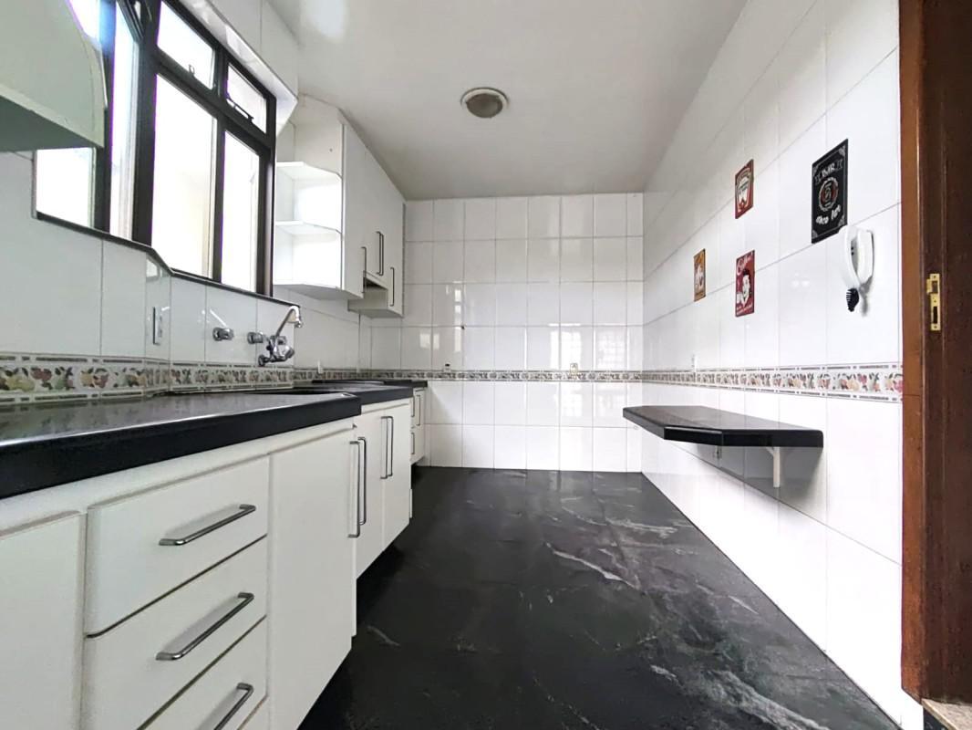 Casa, Inconfidentes, 5 Quartos, 8 Vagas, 2 Suítes