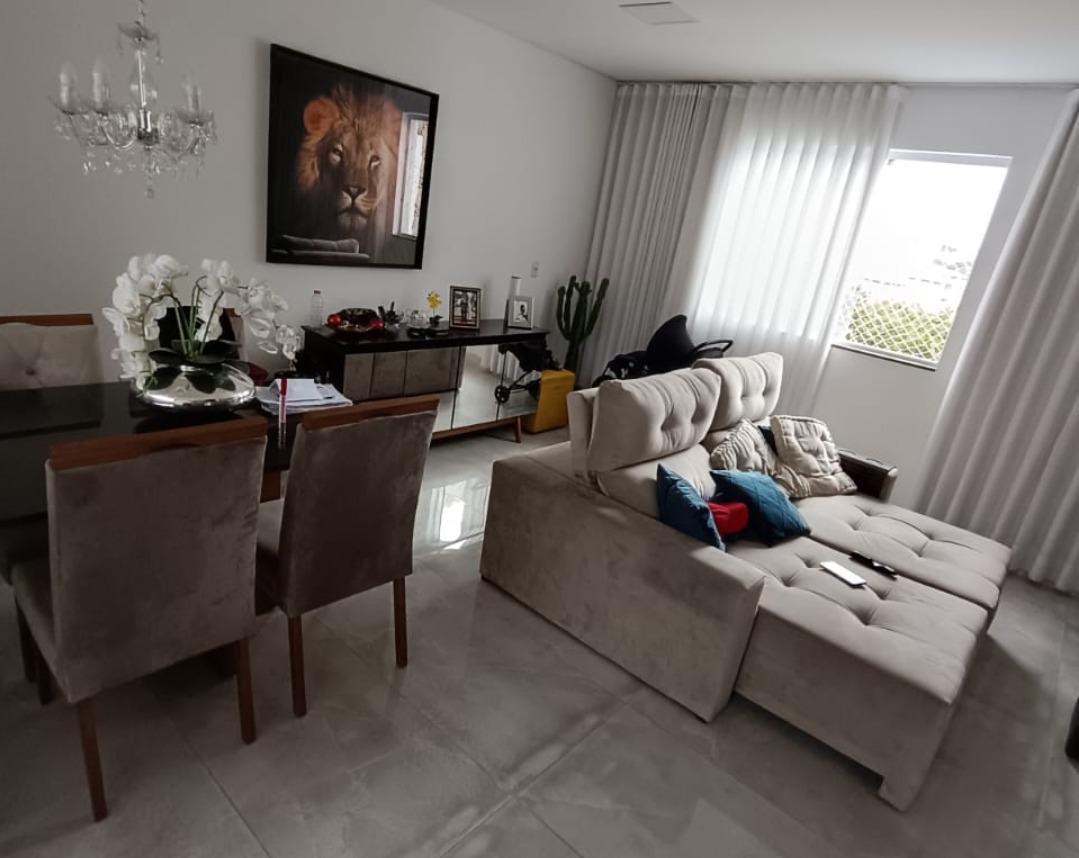 Casa, Europa, 3 Quartos, 2 Vagas, 1 Suíte