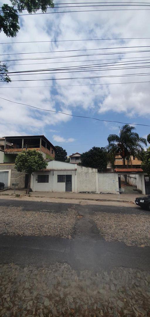 Casa, Colonial, 7 Quartos, 10 Vagas, 2 Suítes