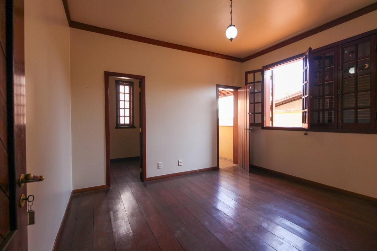 Casa, Palmares, 5 Quartos, 5 Vagas, 2 Suítes