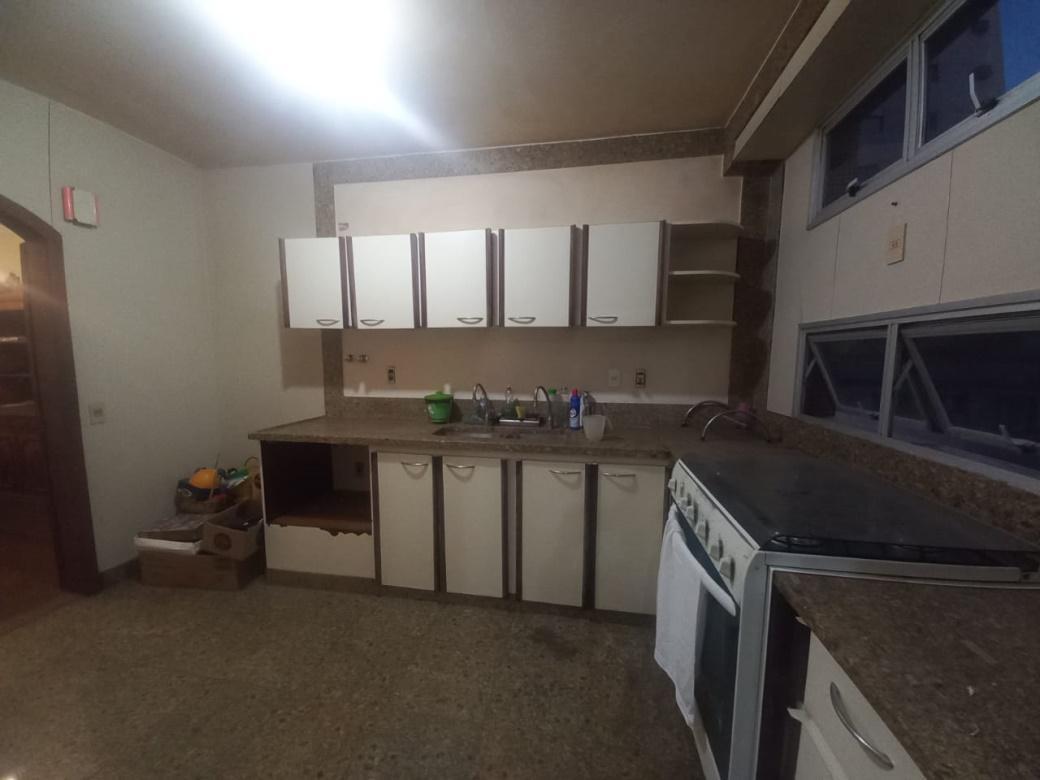 Apartamento, Lourdes, 4 Quartos, 2 Vagas, 1 Suíte