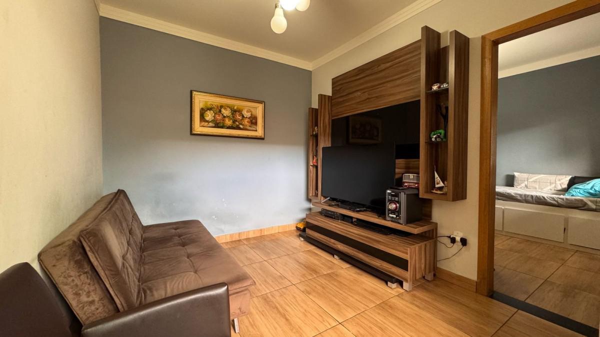 Casa, Santa Efigênia, 6 Quartos, 2 Vagas, 1 Suíte