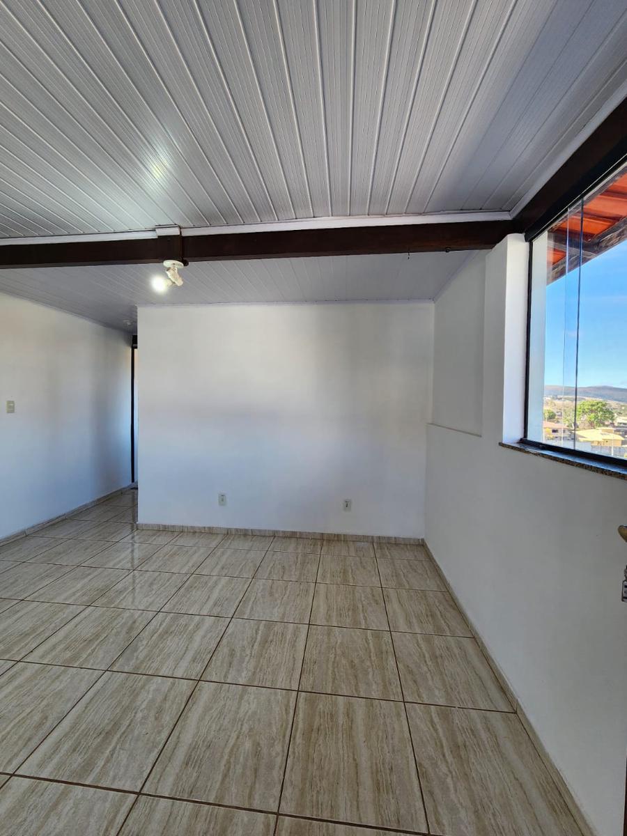 Casa, Centro, 3 Quartos, 0 Vaga