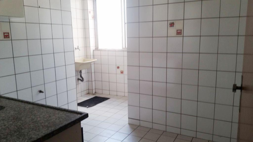 Apartamento, Floresta, 3 Quartos, 1 Vaga, 1 Suíte