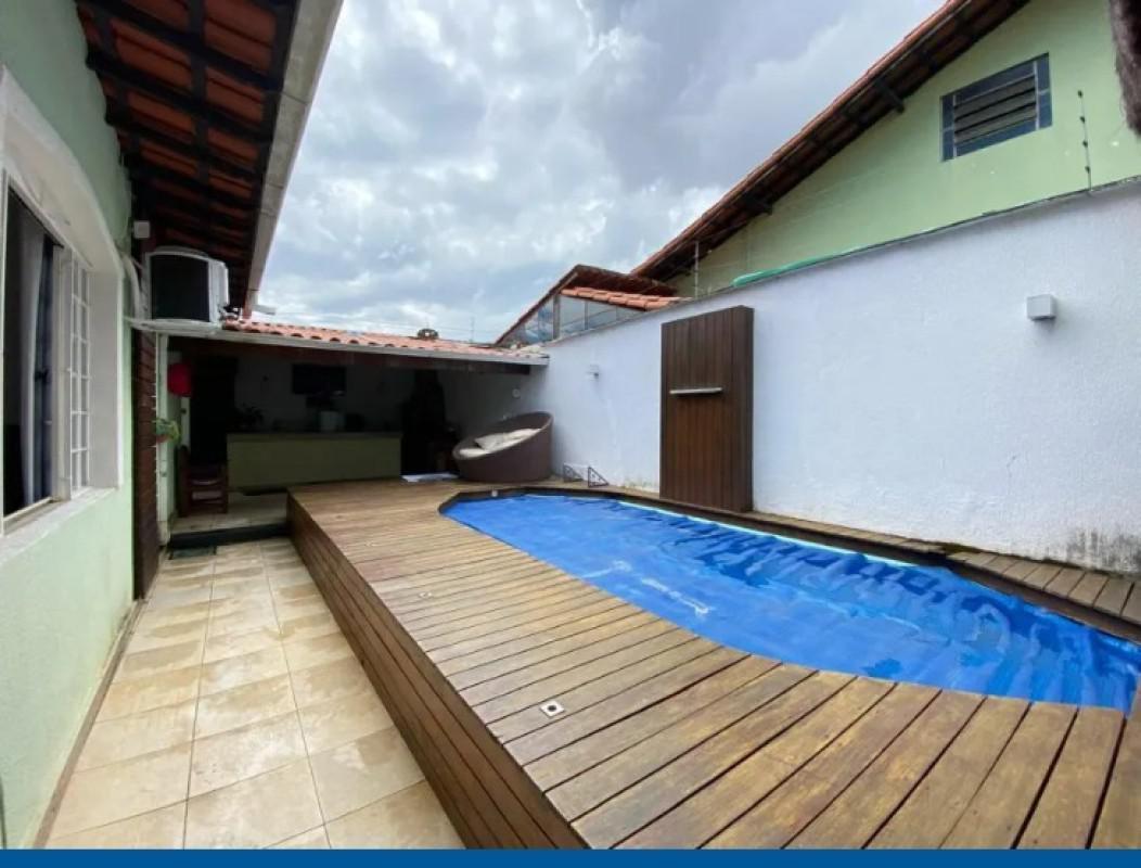 Casa, Planalto, 4 Quartos, 5 Vagas, 2 Suítes