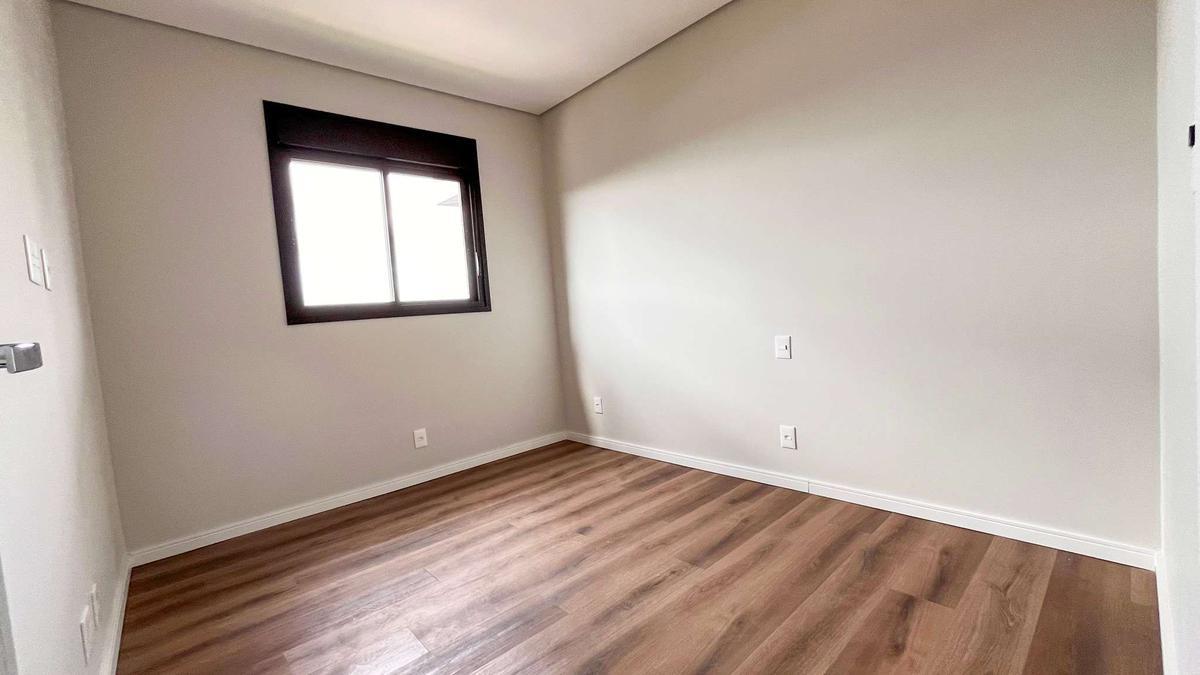 Apartamento, Castelo, 4 Quartos, 4 Vagas, 2 Suítes