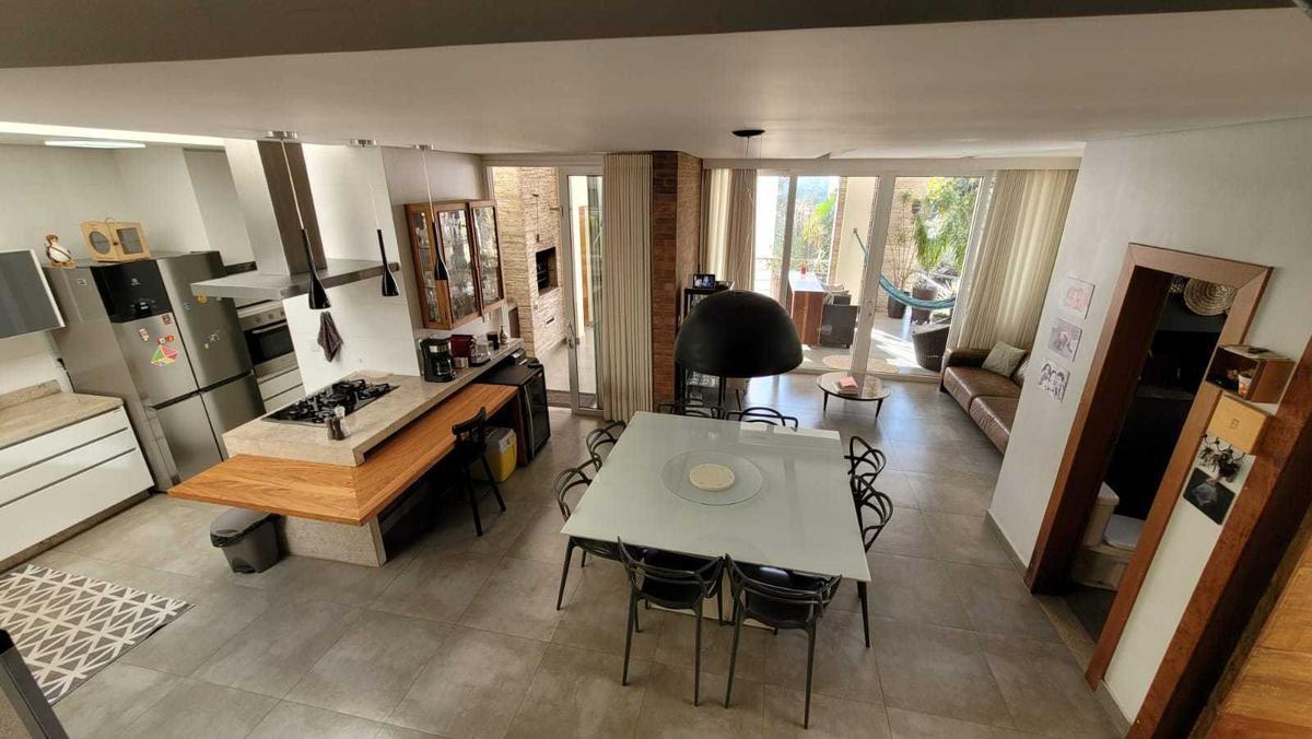 Apartamento, Santa Lúcia, 4 Quartos, 5 Vagas, 3 Suítes