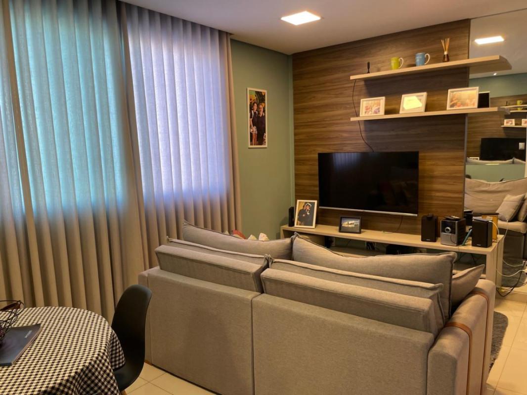 Apartamento, Castelo, 3 Quartos, 2 Vagas, 1 Suíte