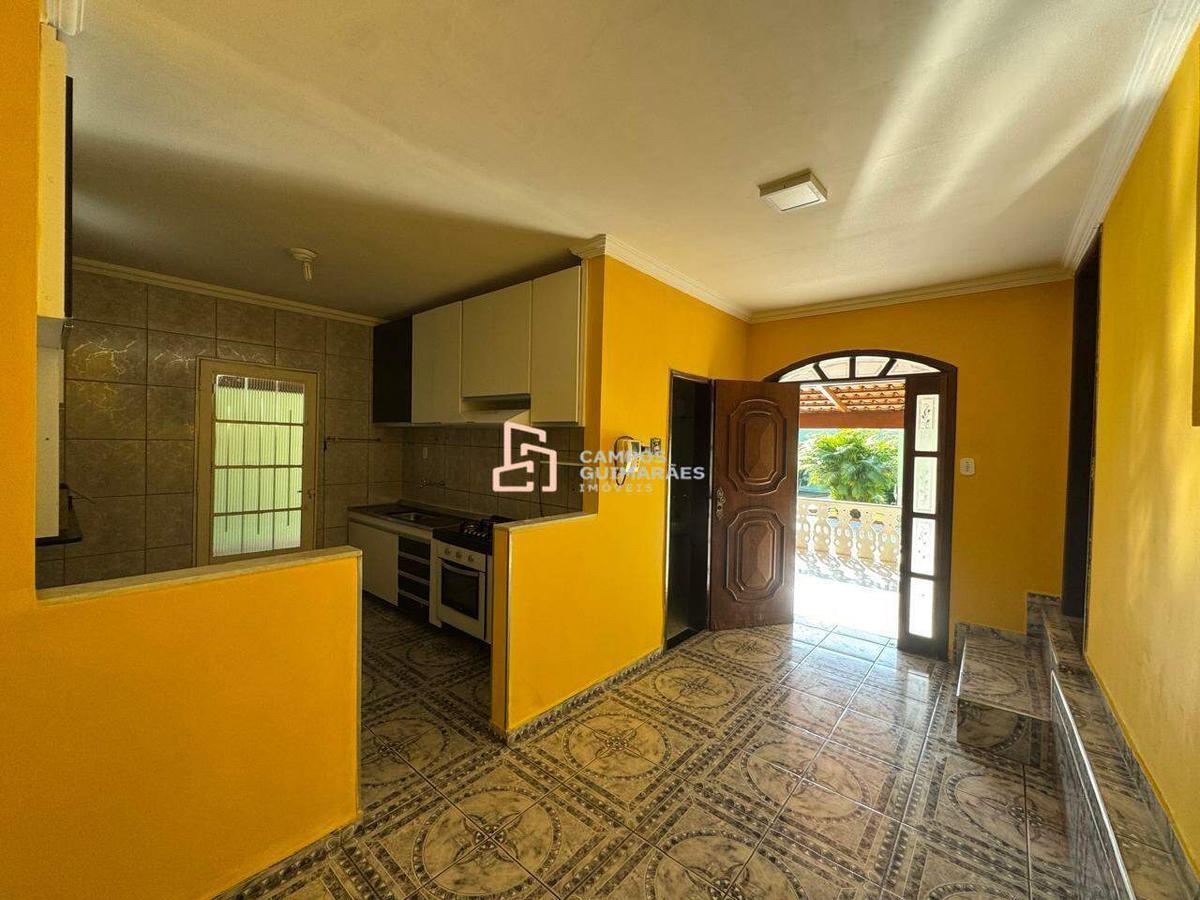 Casa, Milionários, 4 Quartos, 4 Vagas, 1 Suíte
