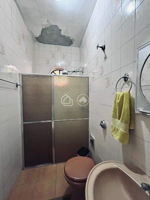 Casa, Estrela do Oriente, 5 Quartos, 10 Vagas, 1 Suíte