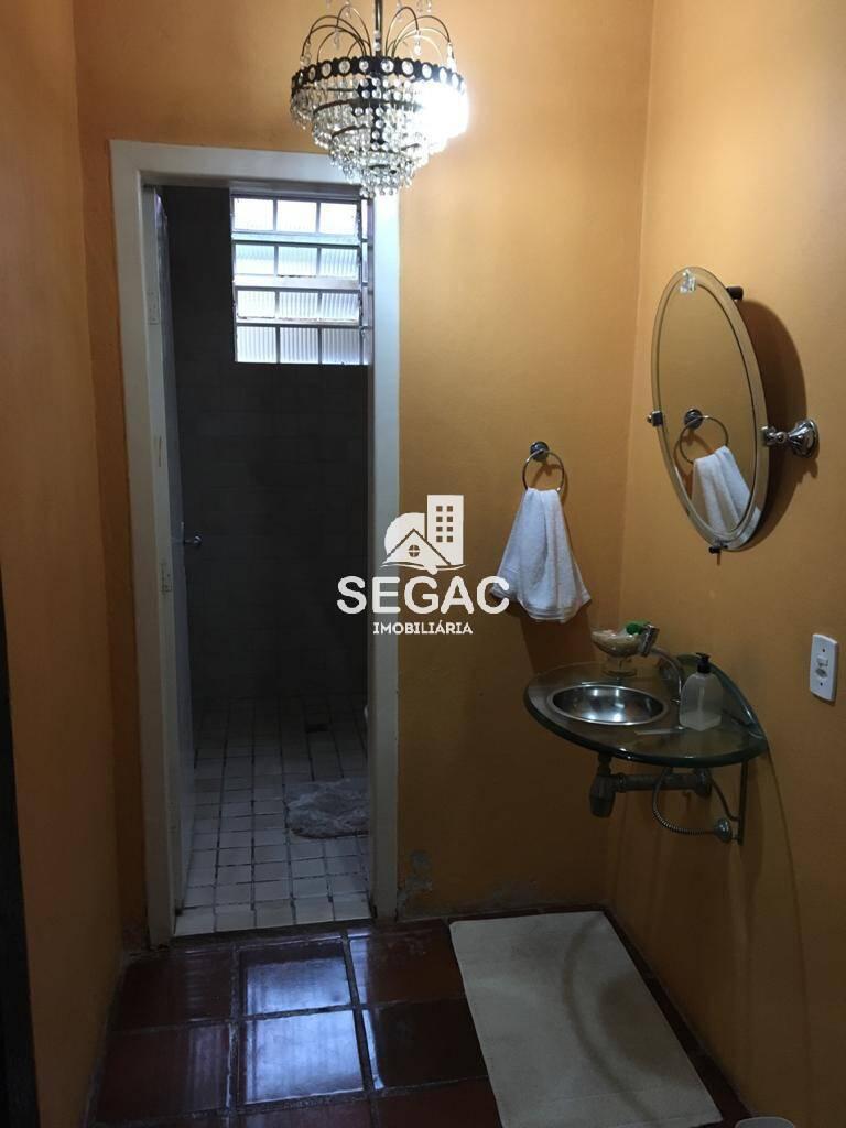 Casa, Arvoredo, 4 Quartos, 5 Vagas, 1 Suíte