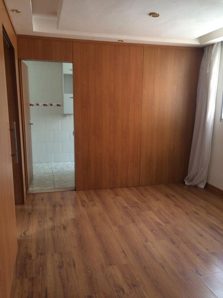Apartamento, São Francisco, 2 Quartos, 1 Vaga, 0 Suíte