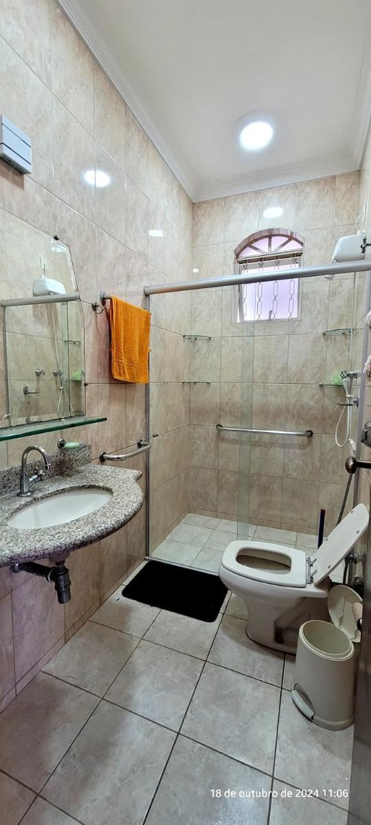Casa, Santa Mônica, 5 Quartos, 1 Vaga, 1 Suíte