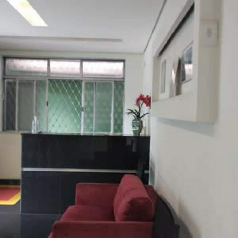 Casa Comercial, Calafate, 4 Quartos, 4 Vagas, 2 Suítes