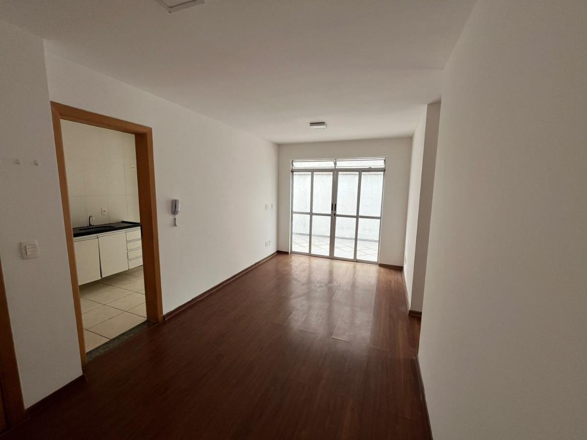 Apartamento, Nova Floresta, 2 Quartos, 1 Vaga
