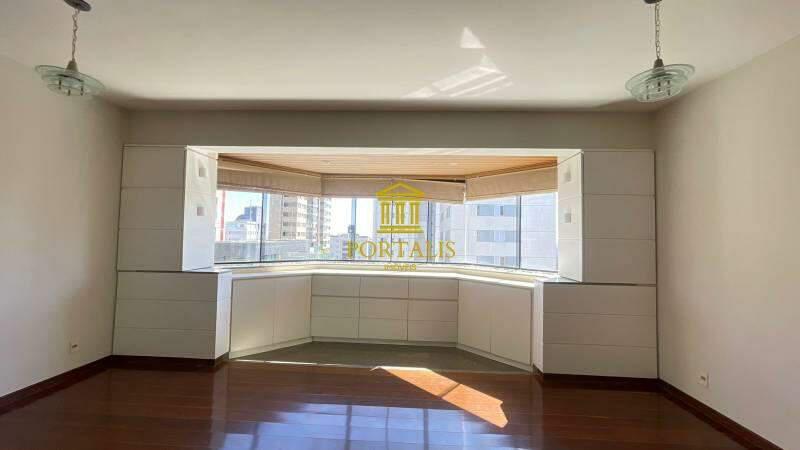 Apartamento, Funcionários, 3 Quartos, 2 Vagas, 1 Suíte