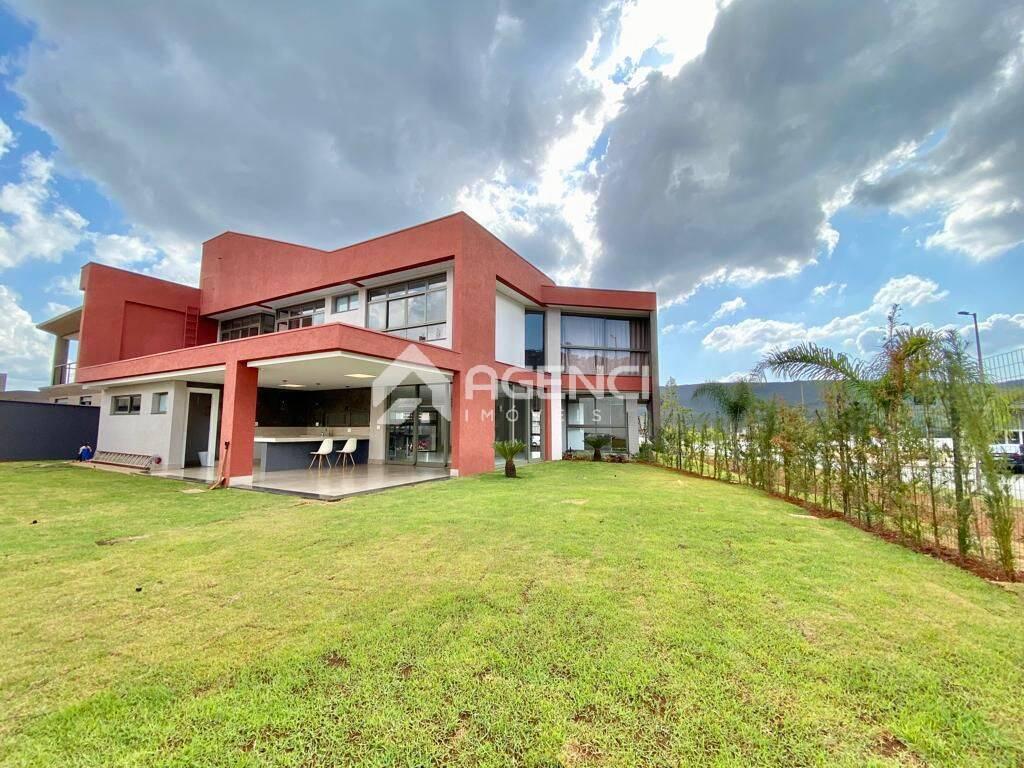 Casa, Alphaville - Lagoa dos Ingleses, 5 Quartos, 0 Vaga, 1 Suíte