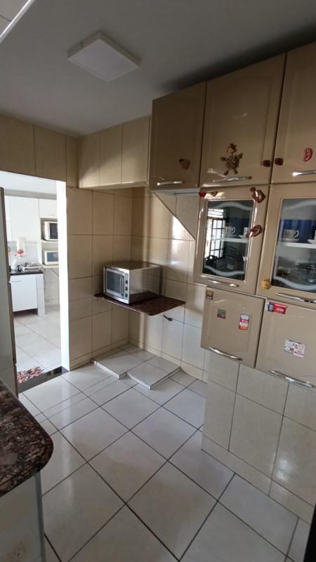 Casa, Caiçaras, 4 Quartos, 2 Vagas, 2 Suítes