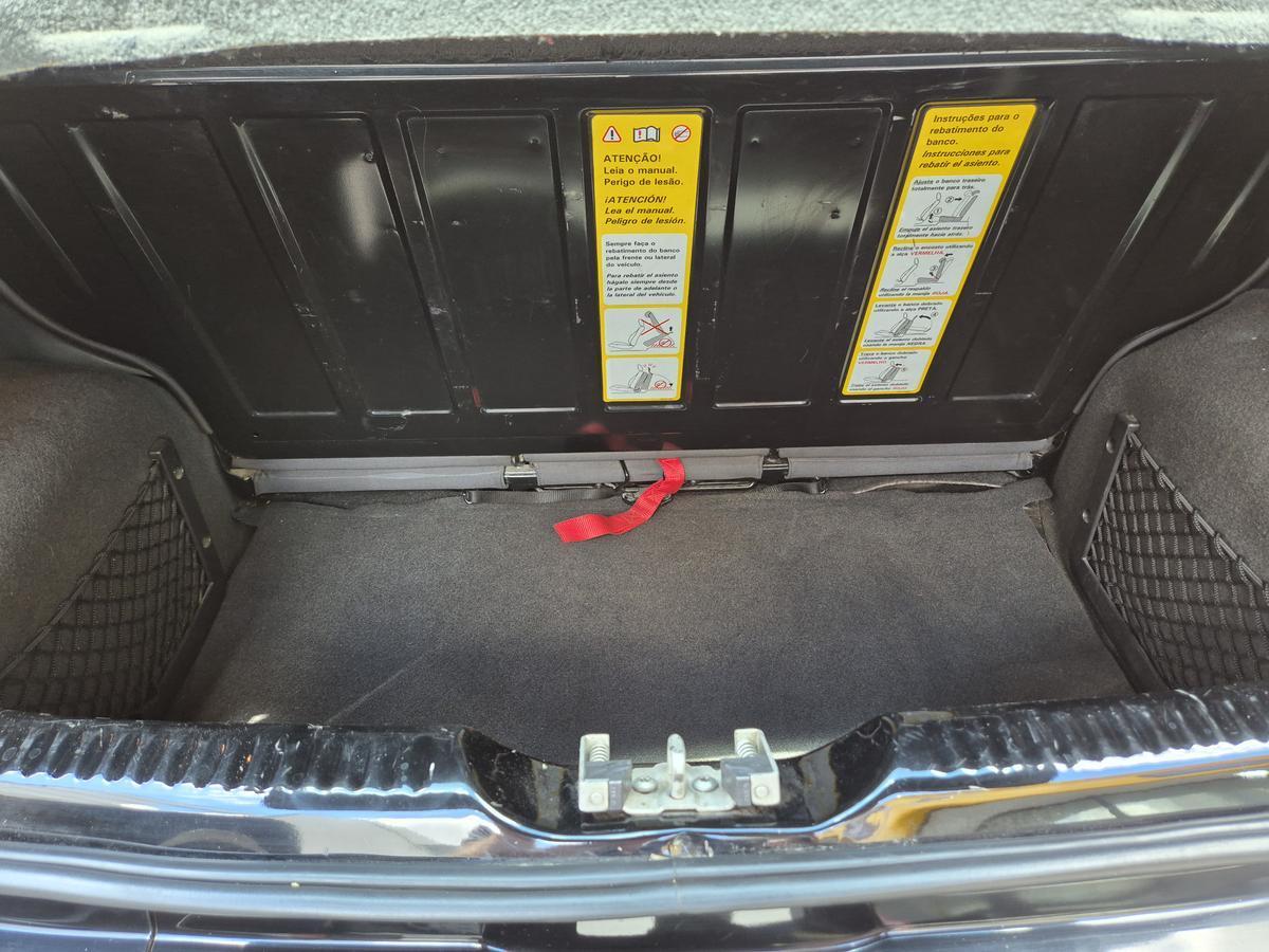 Volkswagen Crossfox 1.6 MI Total Flex 8v 5p