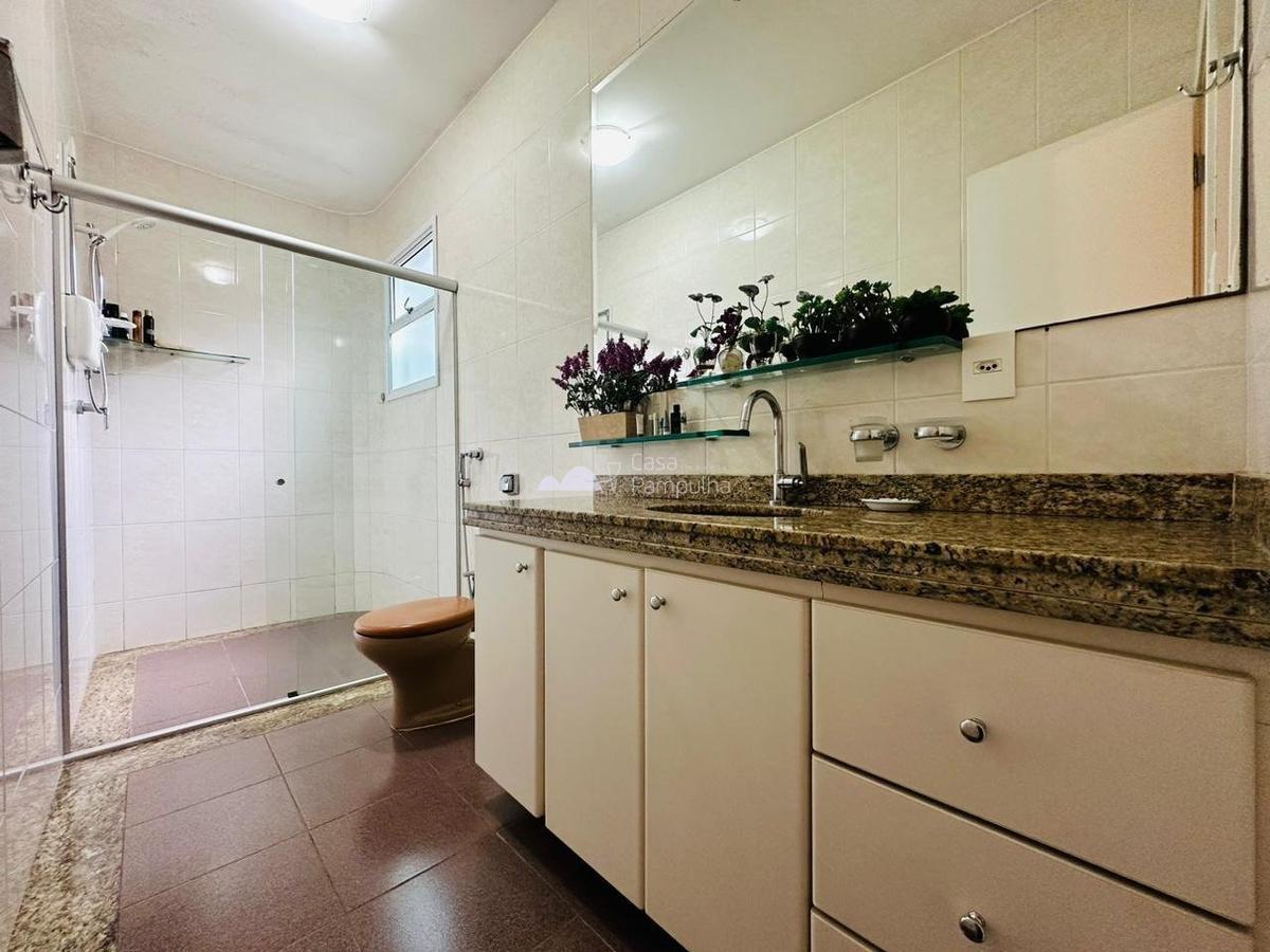 Casa, Jardim Atlântico, 4 Quartos, 6 Vagas, 3 Suítes