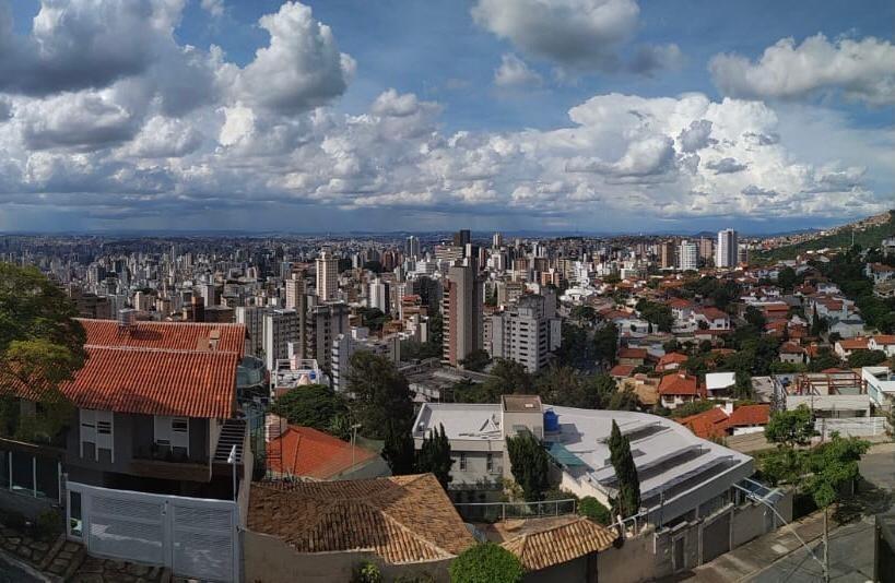 Casa, Comiteco, 4 Quartos, 3 Vagas, 4 Suítes