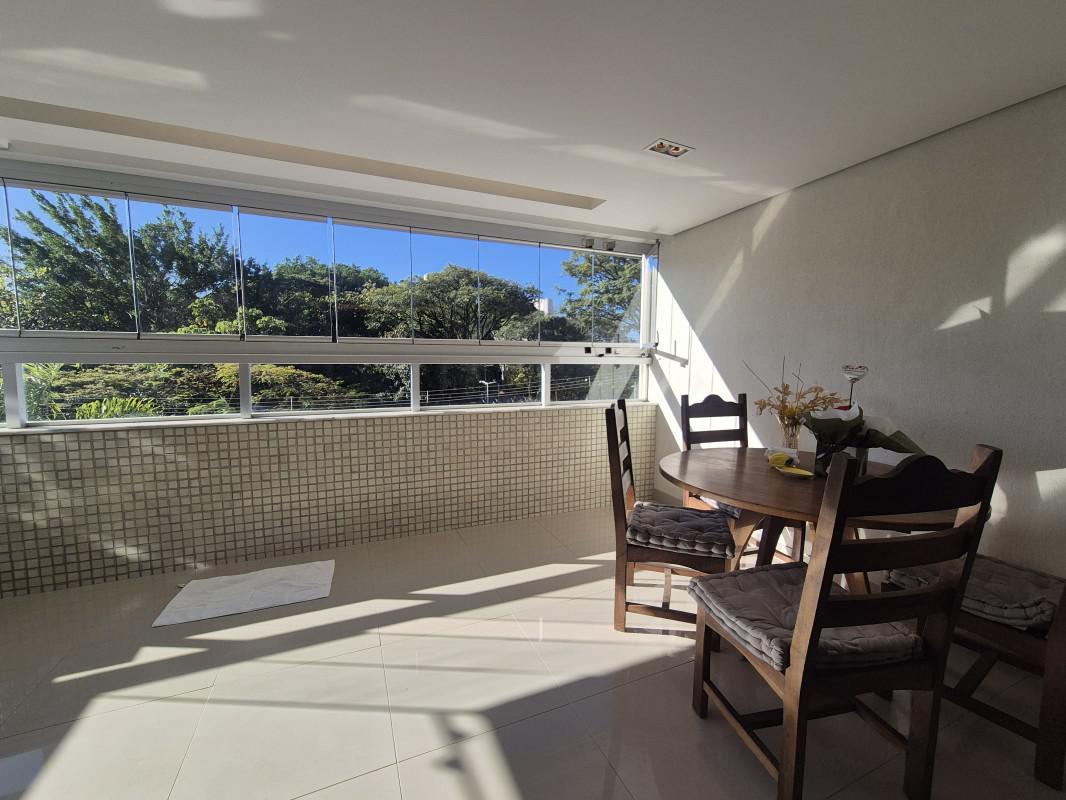 Apartamento, Grajaú, 4 Quartos, 3 Vagas, 2 Suítes