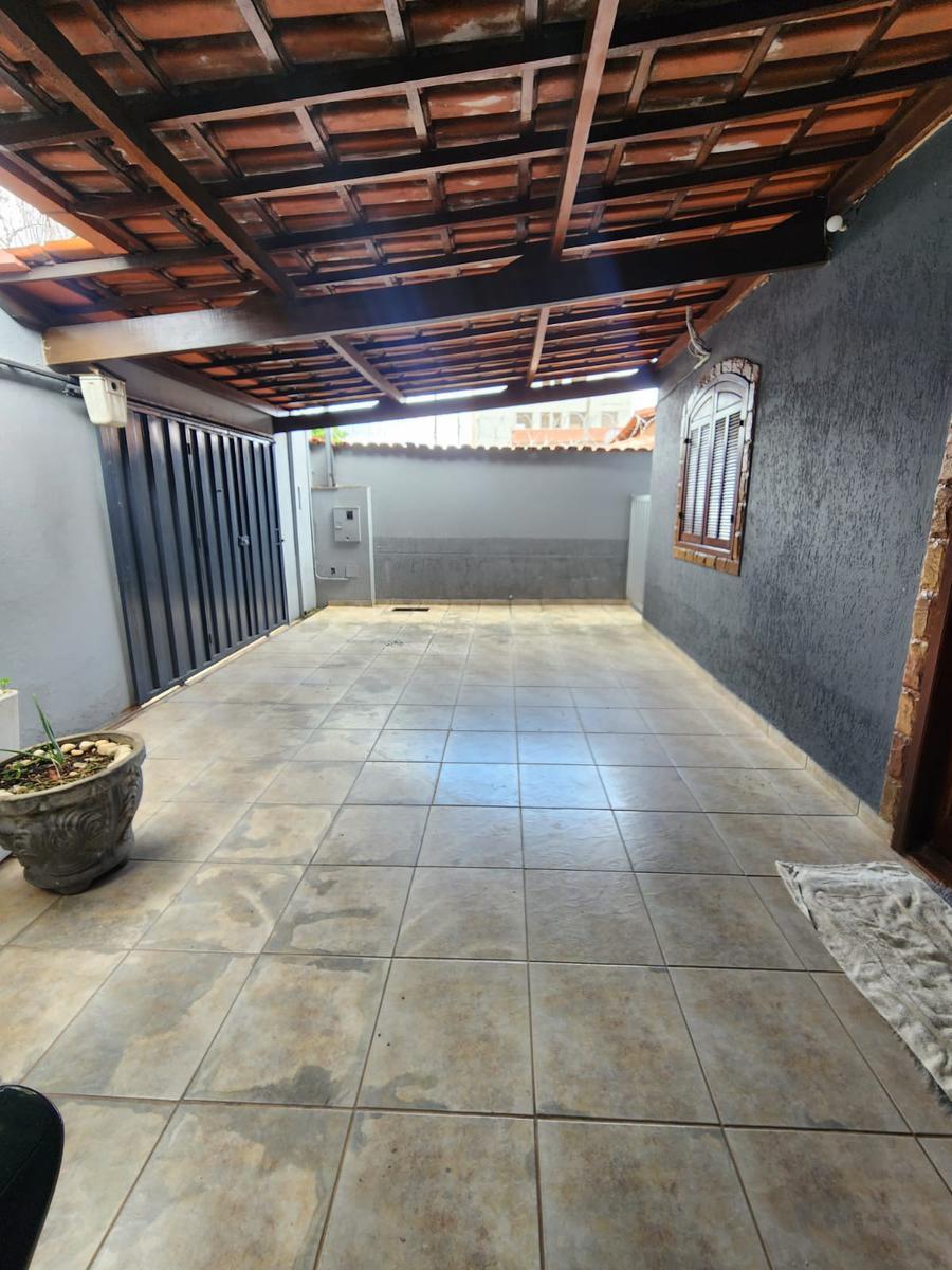 Casa, Arvoredo, 2 Quartos, 2 Vagas, 1 Suíte