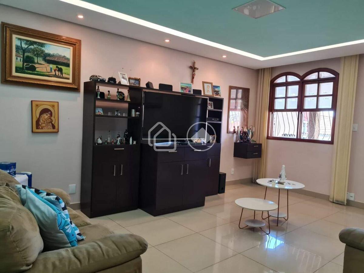 Casa, Palmeiras, 3 Quartos, 2 Vagas, 1 Suíte