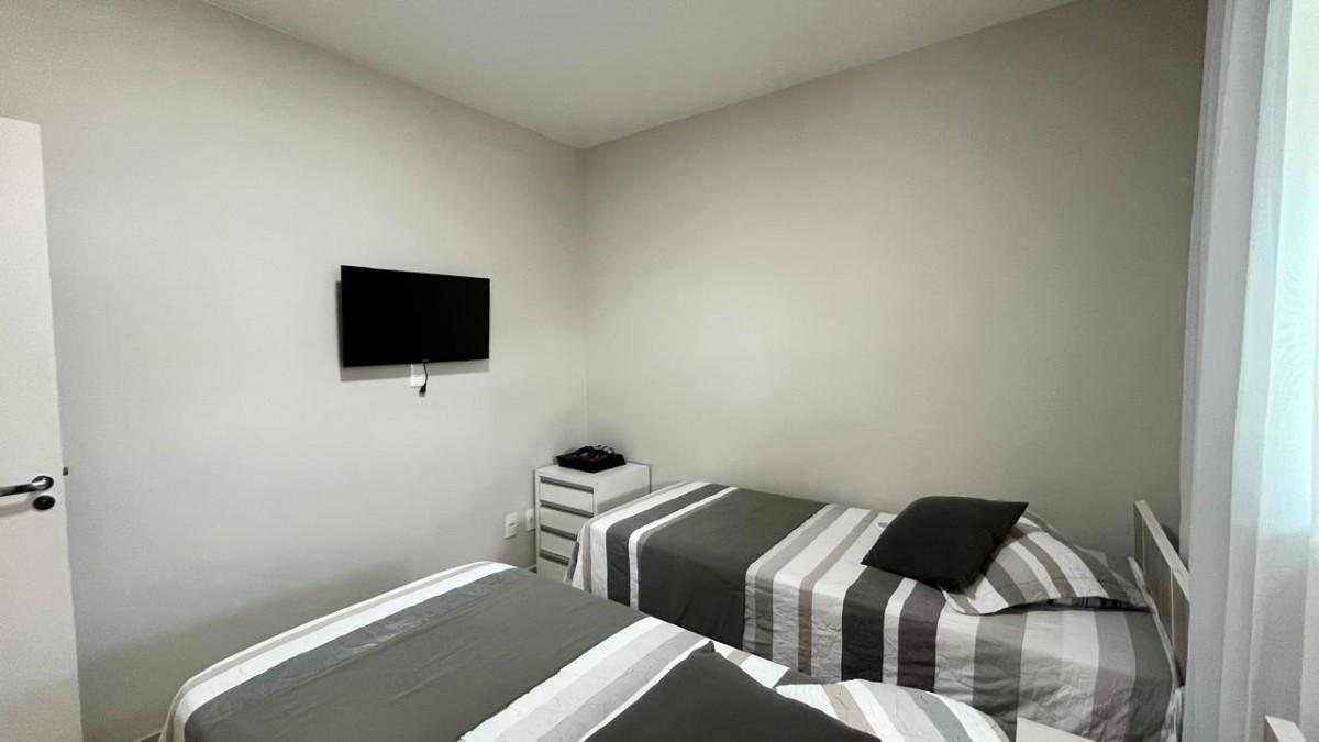 Apartamento, Barreiro, 3 Quartos, 3 Vagas, 1 Suíte