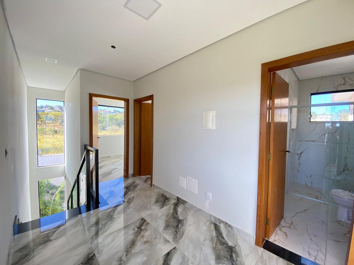 Casa, Várzea, 4 Quartos, 2 Vagas, 2 Suítes